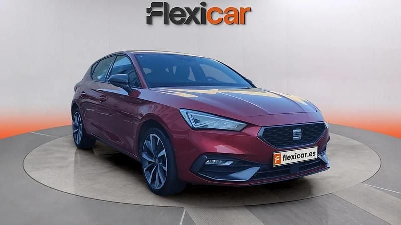 Usado Seat Leon FR 204 CV (150 kW) 2020 Rojo Berlina