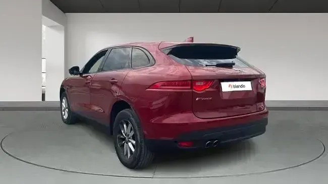Usado Jaguar F-Pace Prestige 180 CV (132 kW) 2016 Rojo SUV