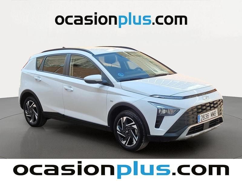Usado Hyundai Bayon 100 CV (73 kW) 2023 Blanco SUV