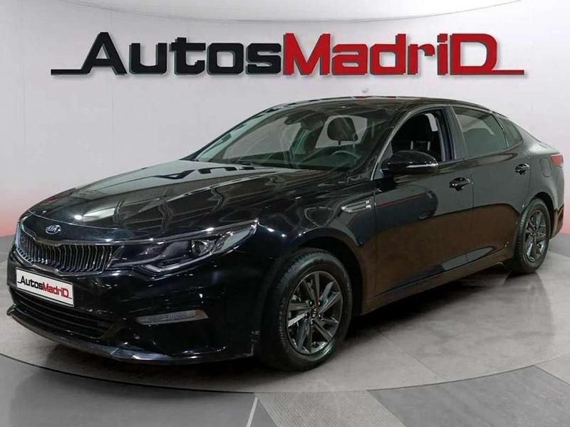 Usado Kia Optima 137 CV (100 kW) 2019 Negro Berlina