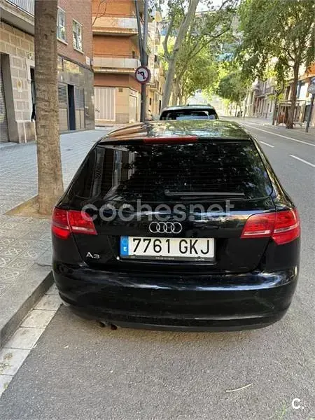 Usado Audi A3 Attraction 125 CV (91 kW) 2009 Negro Utilitario