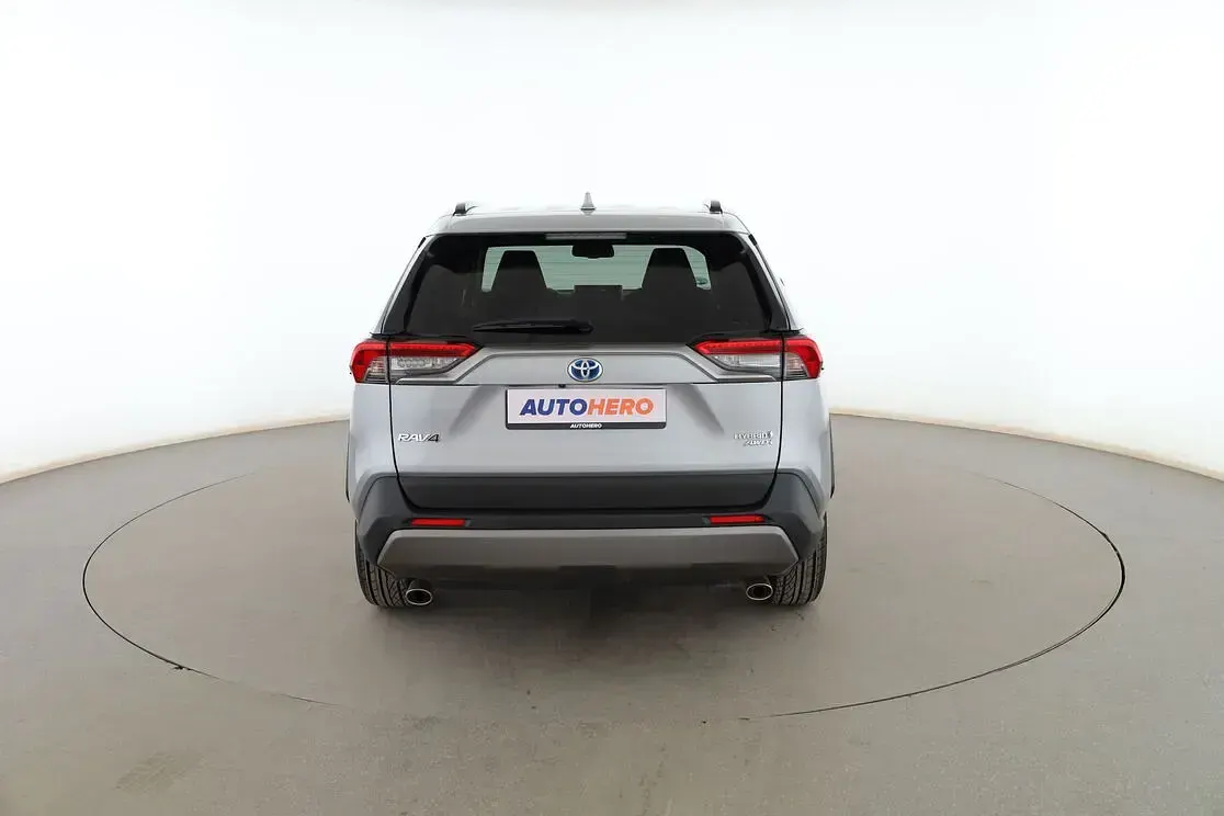 Usado Toyota RAV4 Hybrid Advance 222 CV (163 kW) 2020 Gris SUV