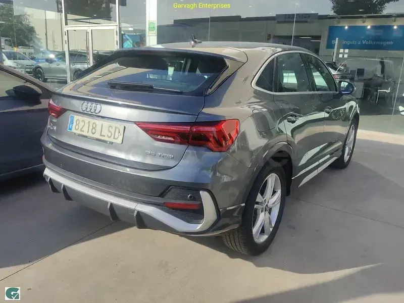 Usado Audi Q3 Sportback S-Line 150 CV (110 kW) 2021 Gris / plata SUV