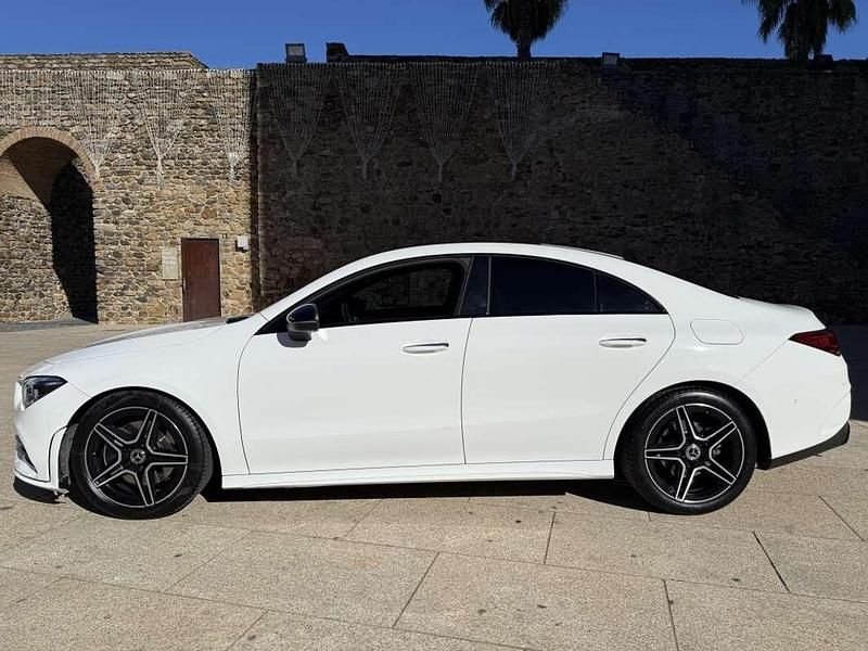 Usado Mercedes CLA200 150 CV (110 kW) 2021 Blanco Coupe