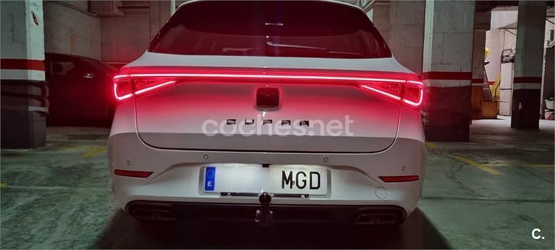 Usado Cupra Leon 150 CV (110 kW) 2023 Blanco Familiar