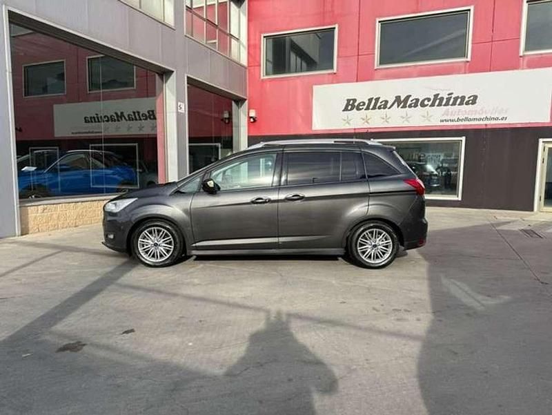 Usado Ford C-MAX Business Edition 125 CV (91 kW) 2019 Gris Monovolumen