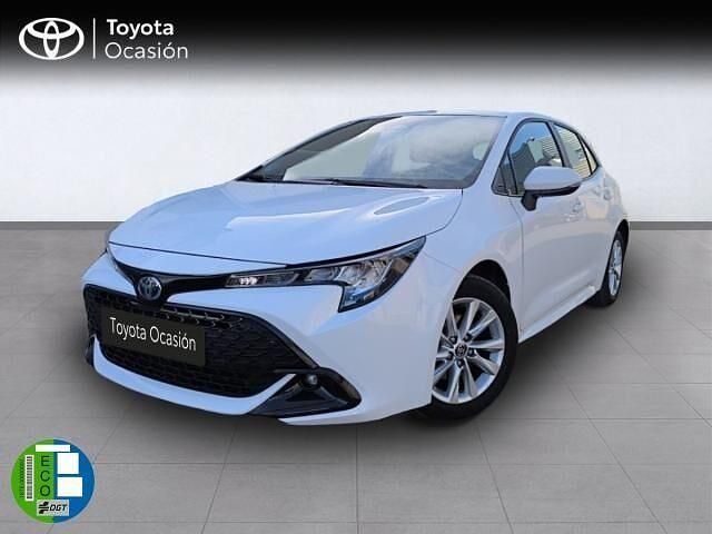 Usado Toyota Corolla Active 98 CV (72 kW) 2024 Blanco Berlina