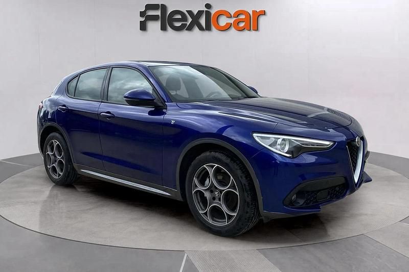 Azul Usado 2022 Alfa Romeo Stelvio Ti SUV | 28.290 € (Precio justo) - Imagen 1/4