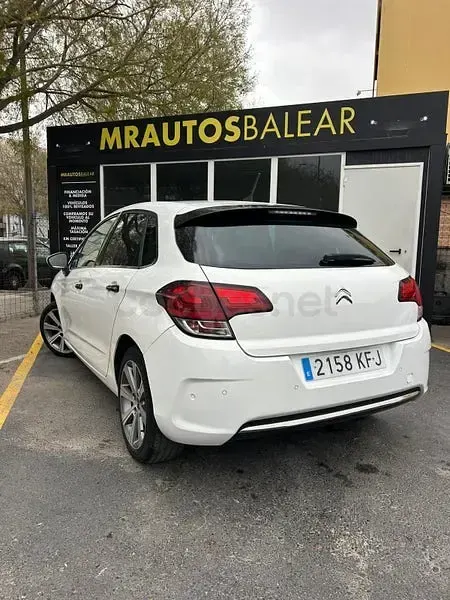 Usado Citroën C4 Feel 99 CV (72 kW) 2017 Blanco Berlina