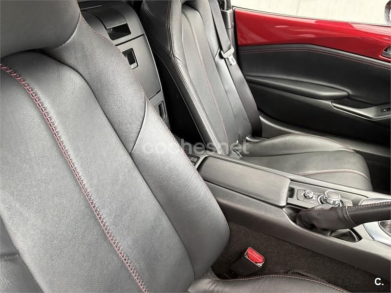 Usado Mazda MX5 Style 160 CV (117 kW) 2017 Rojo Descapotable