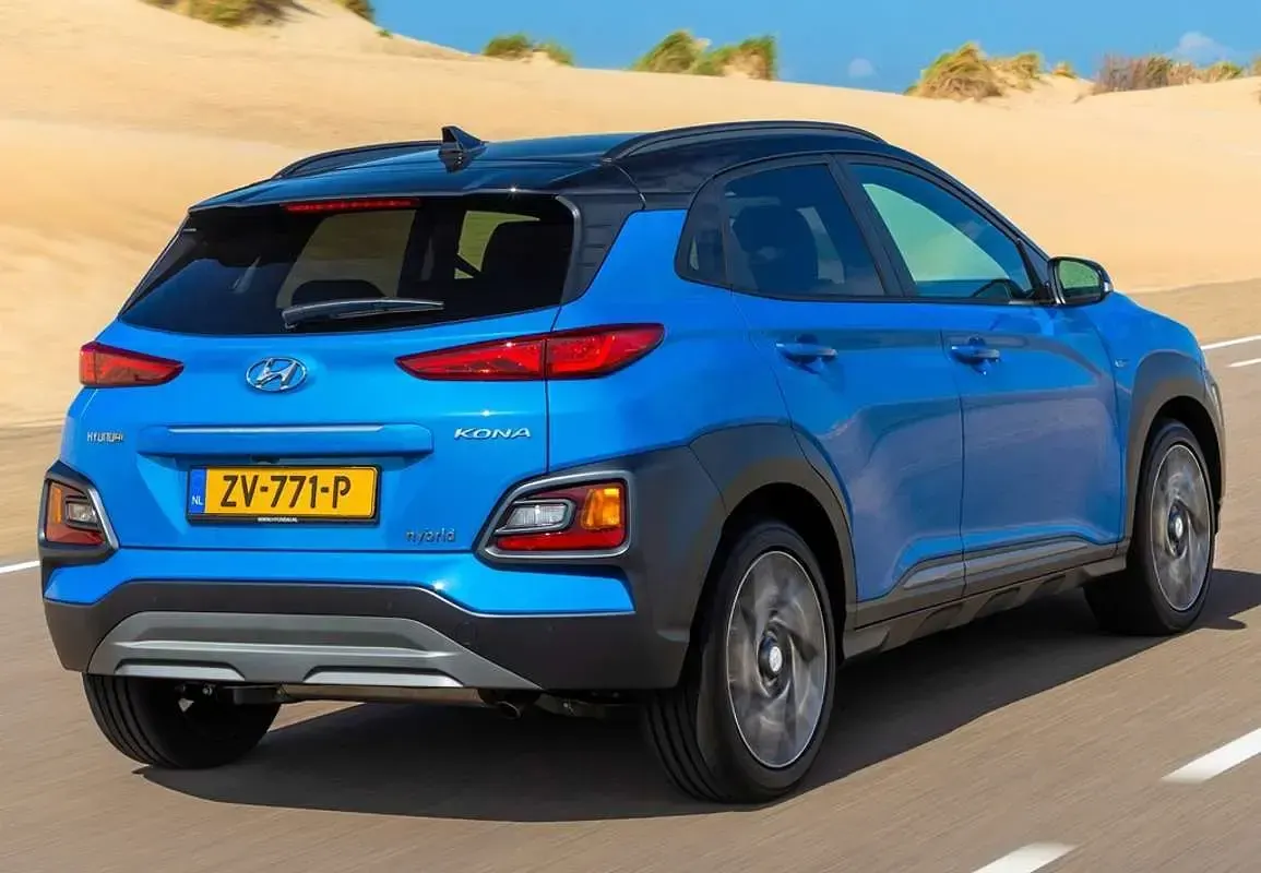 Usado Hyundai Kona 141 CV (103 kW) 2020 Gris SUV