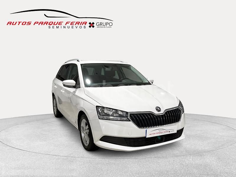 Blanco Usado 2021 Skoda Fabia Ambition Utilitario | 13.990 € (Precio justo) - Imagen 1/4