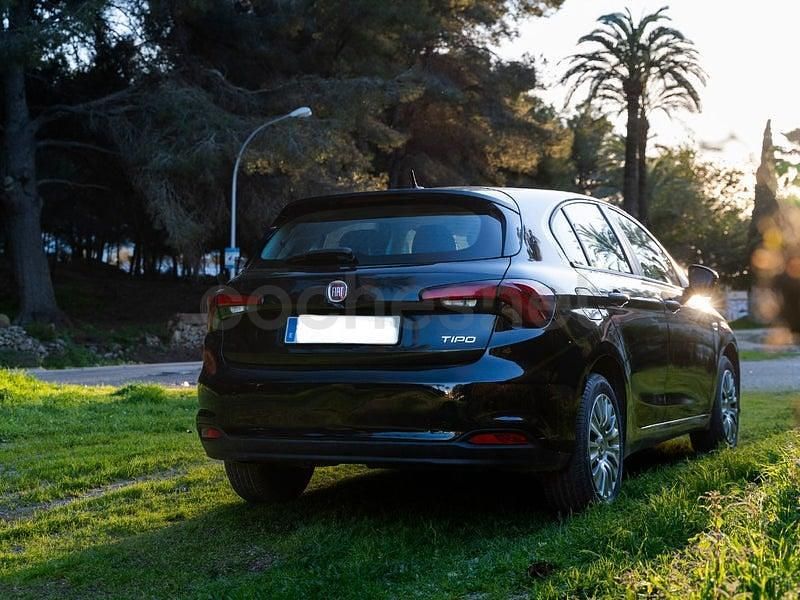 Usado Fiat Tipo City Life 101 CV (74 kW) 2021 Negro Berlina
