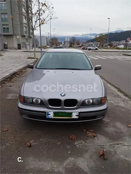 Usado BMW 530 184 CV (135 kW) 1999 Gris / plata Berlina