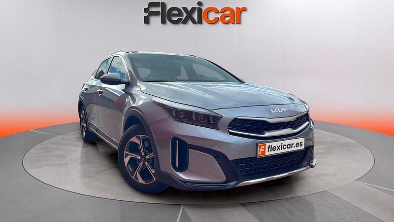 Usado Kia XCeed 160 CV (117 kW) 2023 Gris SUV