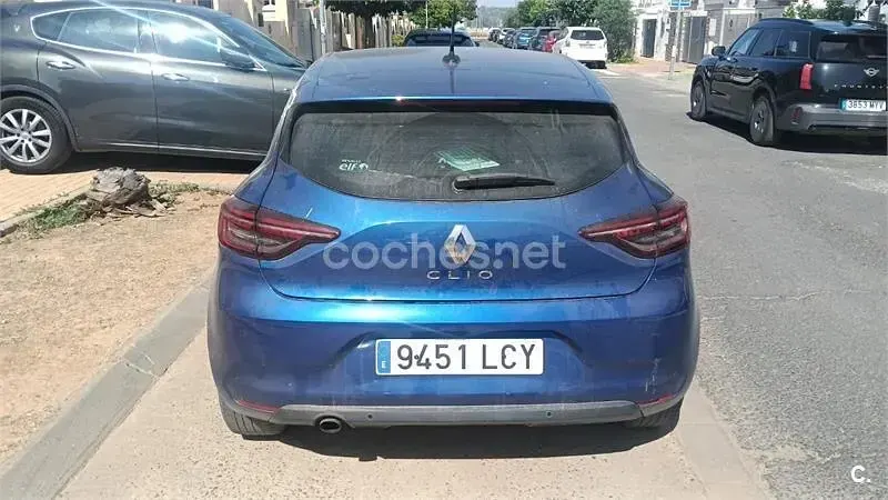 Usado Renault Clio IV Zen 100 CV (73 kW) 2019 Azul Berlina
