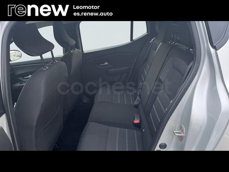 Usado Dacia Sandero Expression 91 CV (66 kW) 2023 Gris / plata Berlina