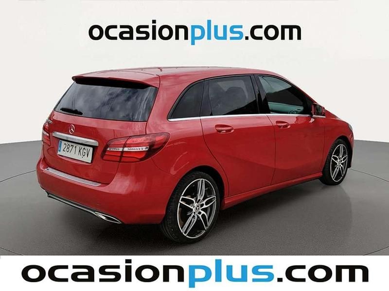 Usado Mercedes B200 136 CV (100 kW) 2018 Rojo Monovolumen