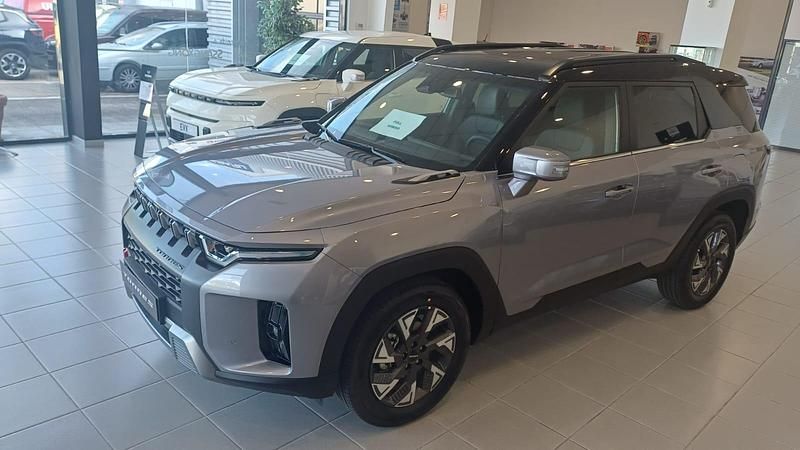 Nuevo Ssangyong (KGM) Torres 204 CV (150 kW) 2025 Gris SUV