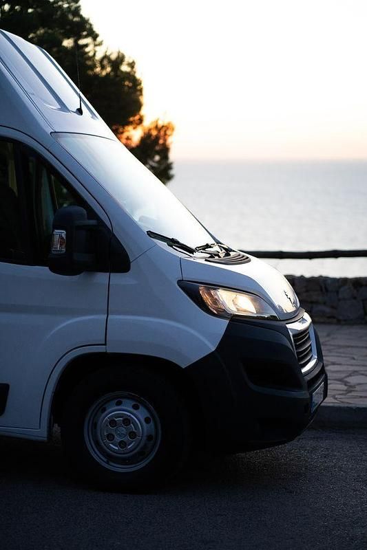 Usado Peugeot Boxer 118 CV (86 kW) 2018 Blanco Van