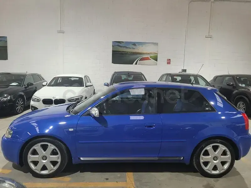 Usado Audi S3 225 CV (165 kW) 2002 Azul Utilitario