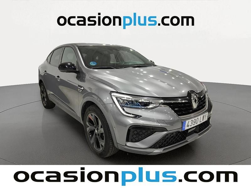 Usado Renault Arkana RS Line 145 CV (106 kW) 2022 Gris SUV