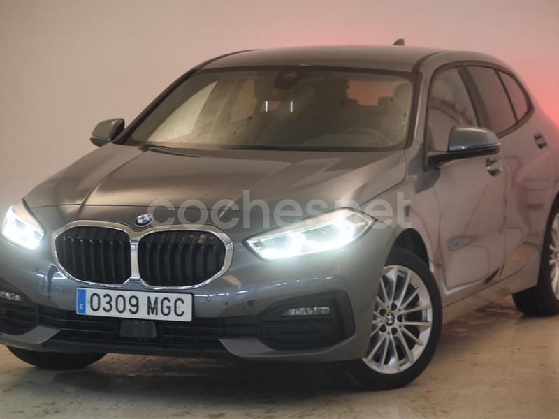Gris / plata Usado 2023 BMW 116 Utilitario | 19.800 € (Buen precio) - Imagen 1/4