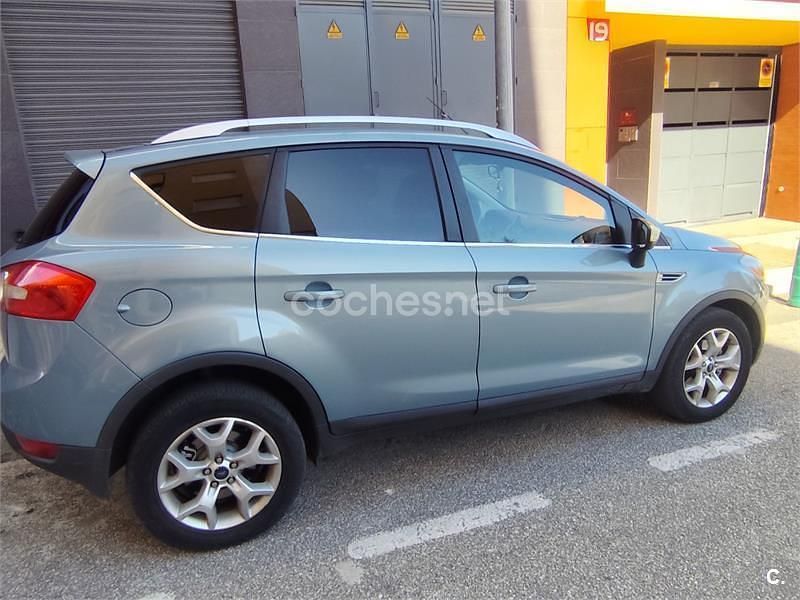 Usado Ford Kuga Trend 136 CV (100 kW) 2009 Azul SUV