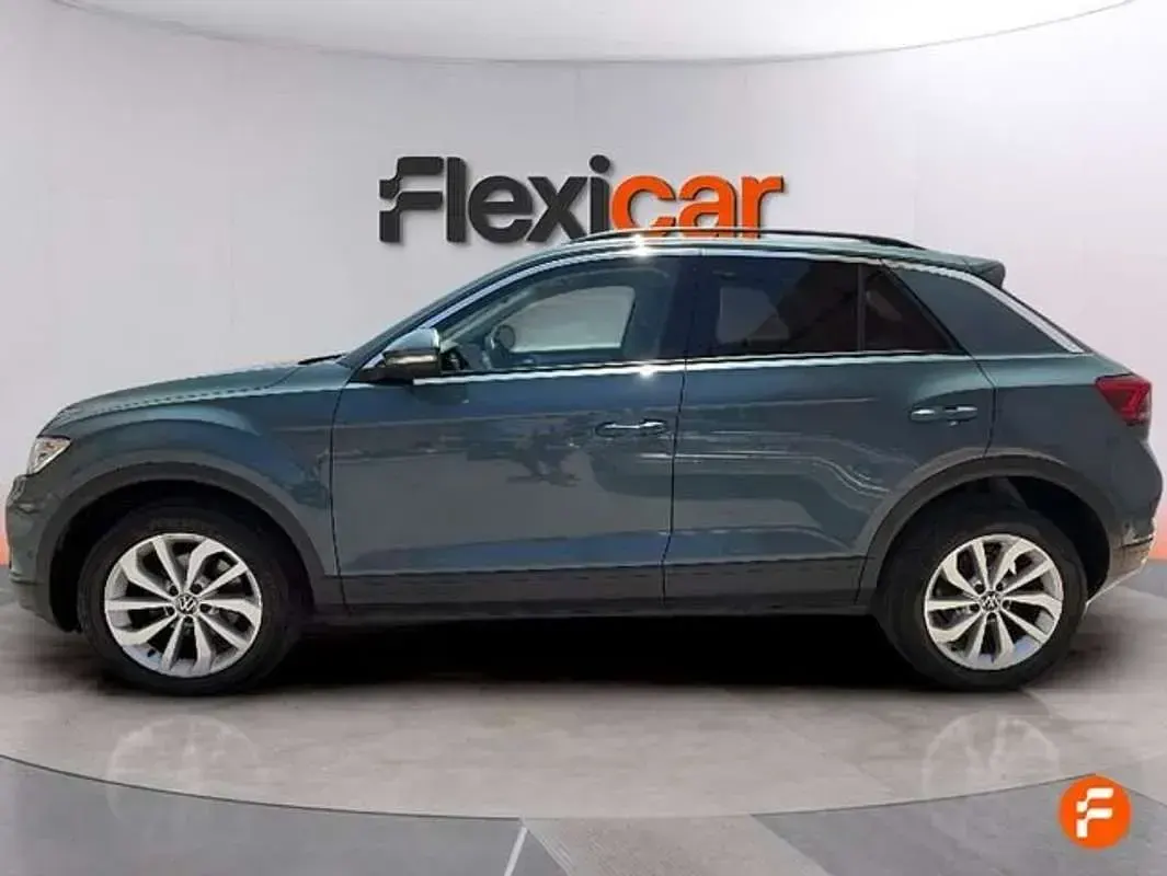 Usado VW T-Roc Life 150 CV (110 kW) 2024 Blanco SUV