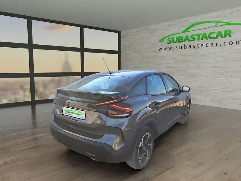 Usado Citroën C4 Feel 110 CV (80 kW) 2022 Gris / plata Berlina