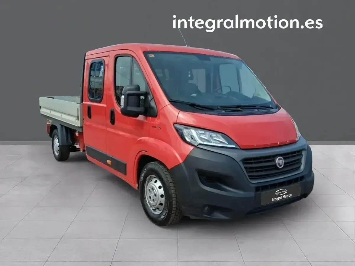 Usado Fiat Ducato 2020 Rojo Van