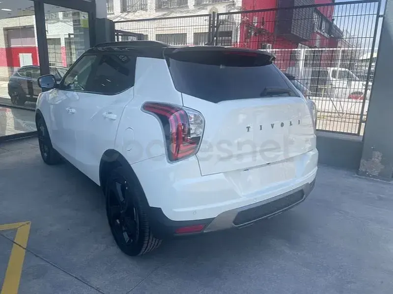 Nuevo KGM Tivoli 163 CV (119 kW) 2026 Blanco SUV