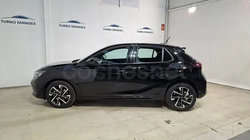 Usado Opel Corsa GS Line 100 CV (73 kW) 2024 Negro Utilitario