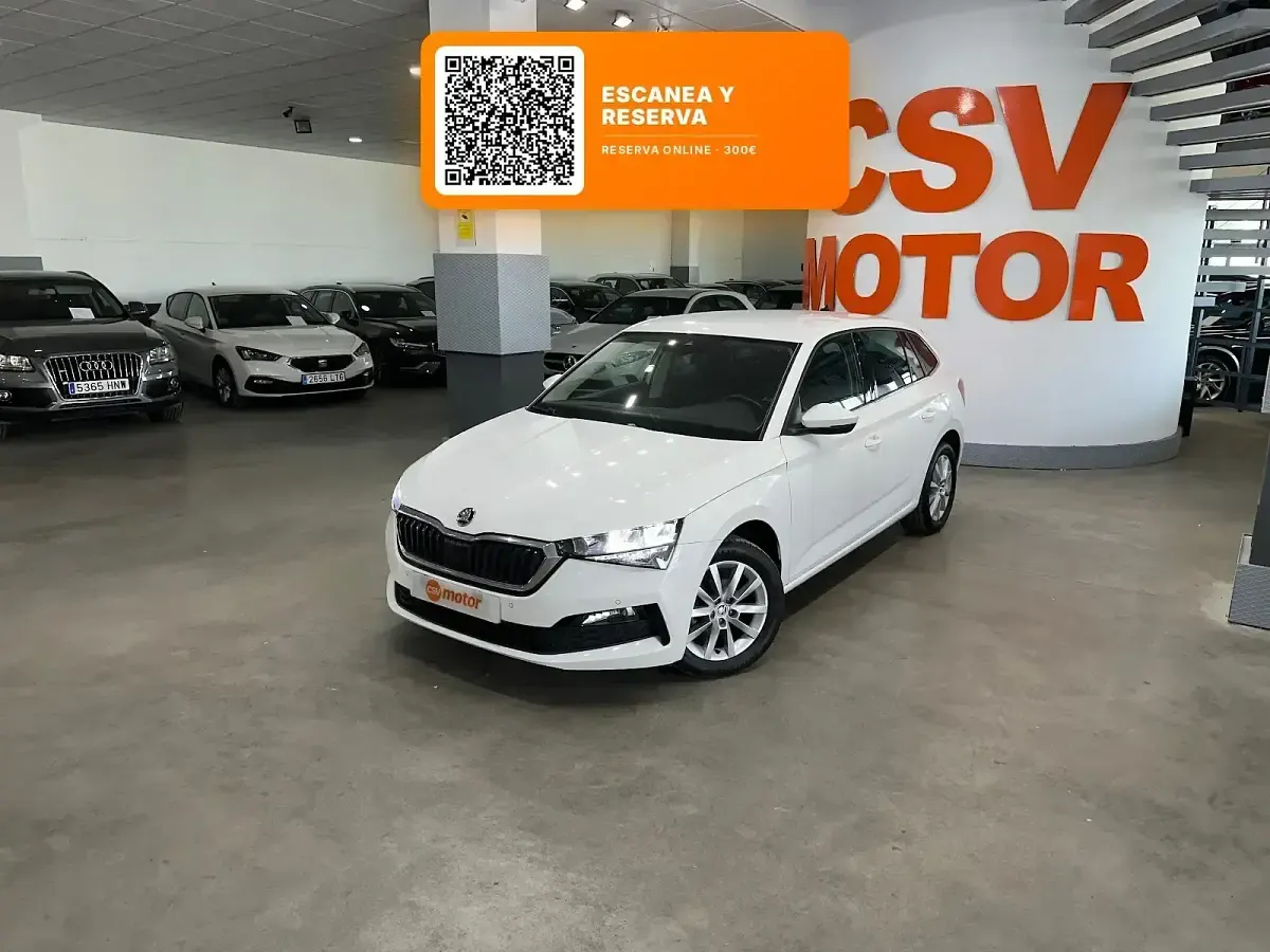 Usado Skoda Scala Active 150 CV (110 kW) 2022 Blanco Utilitario