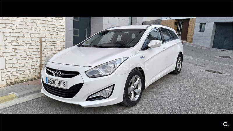 Blanco Usado 2011 Hyundai i40 Familiar | 5300 € (Precio justo) - Imagen 1/3