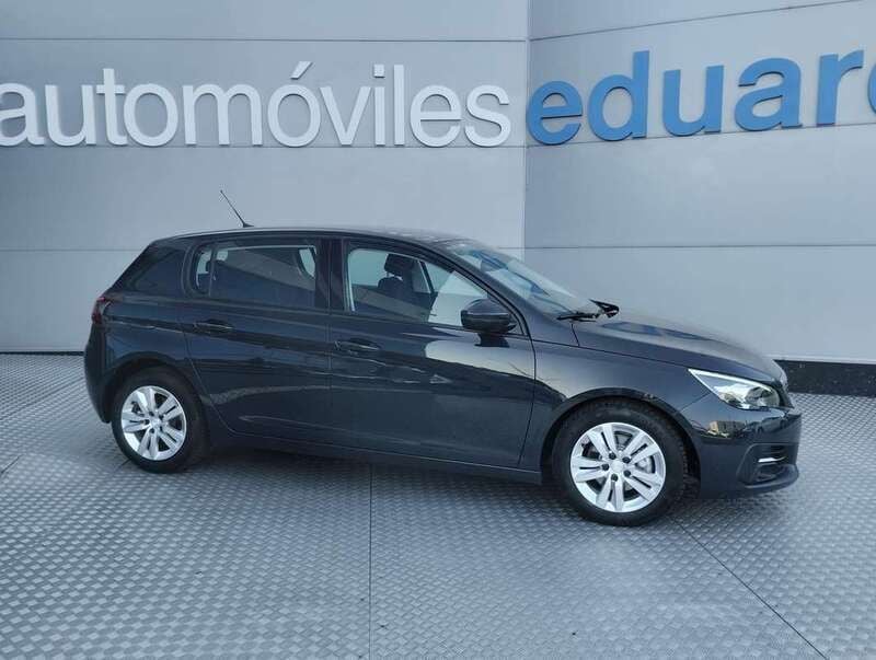 Negro Usado 2019 Peugeot 308 Style Utilitario | 12.300 € (Un poco caro) - Imagen 1/4