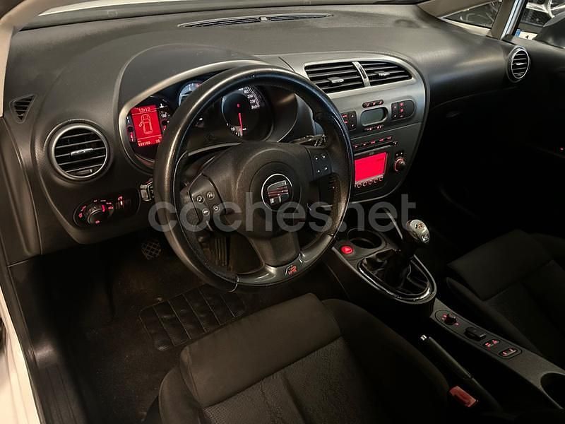 Usado Seat Leon FR 170 CV (125 kW) 2008 Blanco Berlina