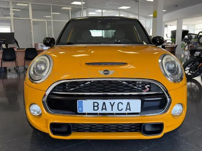 Usado Mini Cooper SD 170 CV (125 kW) 2014 Amarillo Utilitario