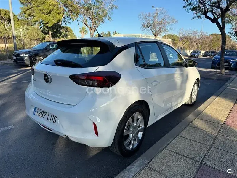 Usado Opel Corsa Edition 100 CV (73 kW) 2021 Blanco Utilitario