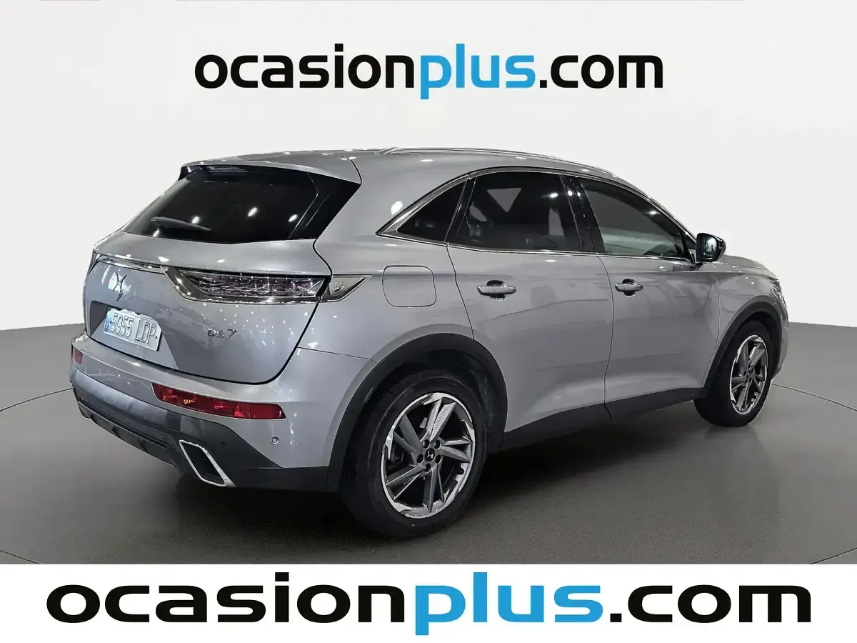 Usado DS Automobiles DS7 Crossback So Chic 180 CV (132 kW) 2019 Gris SUV