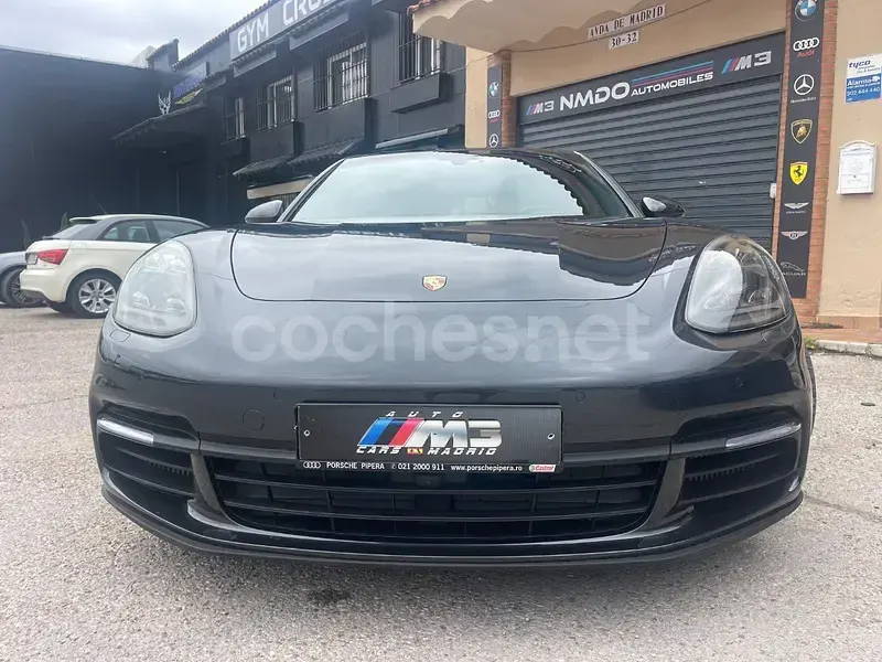 Usado Porsche Panamera 4 462 CV (339 kW) 2018 Gris / plata Utilitario