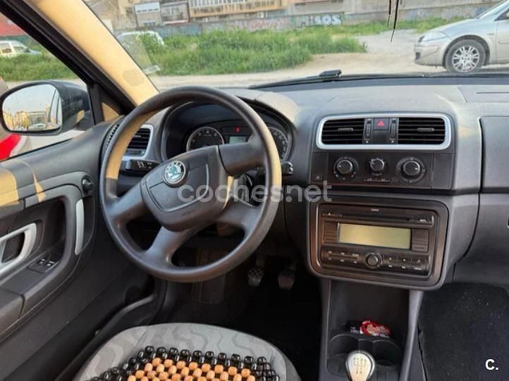 Usado Skoda Fabia 86 HP (63 kW) 2009 Preto Carrinha