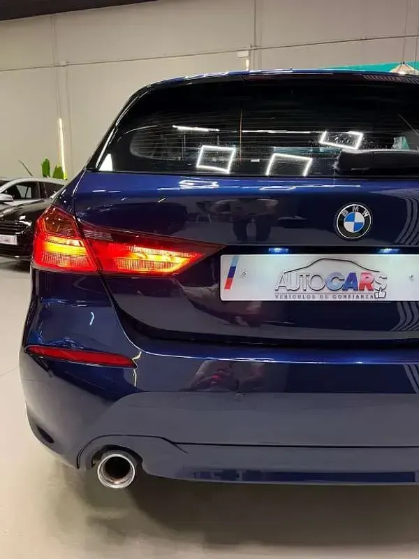 Usado BMW 116 116 CV (85 kW) 2020 Azul Utilitario