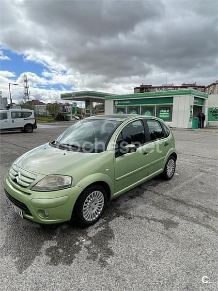 Usado Citroën C3 70 HP (51 kW) 2006 Verde Sedan
