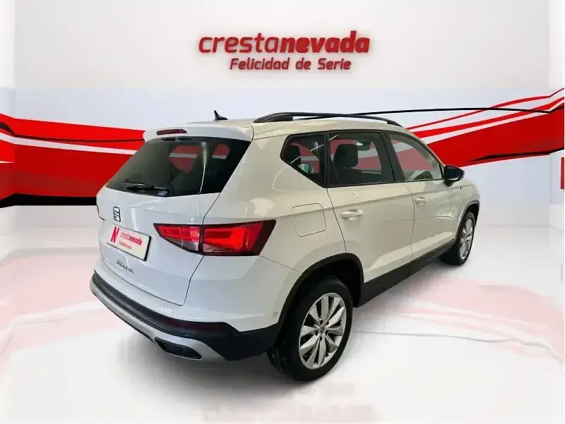 Usado Seat Ateca Style 116 CV (85 kW) 2021 Blanco SUV