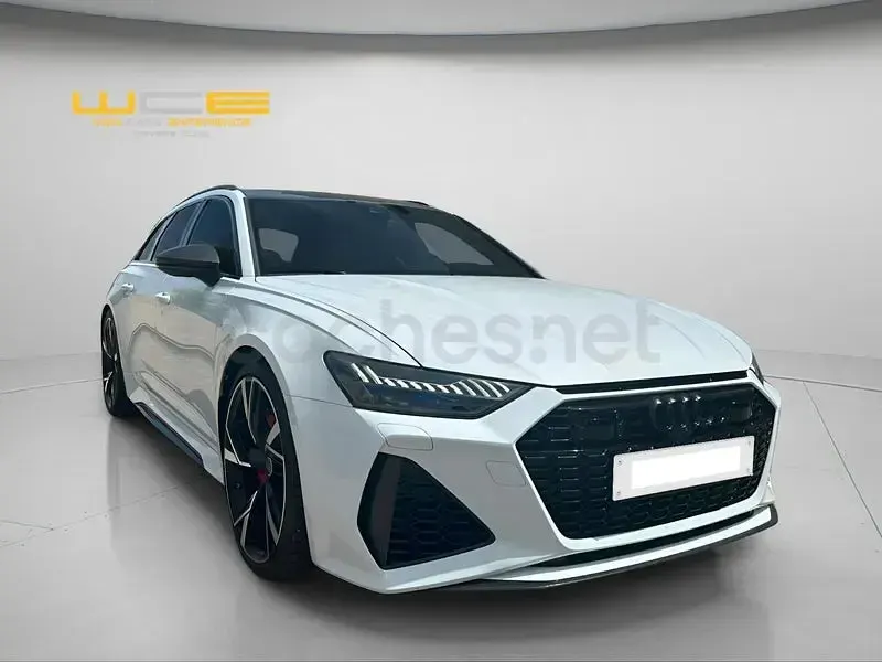 Usado Audi RS6 600 CV (441 kW) 2021 Blanco Familiar