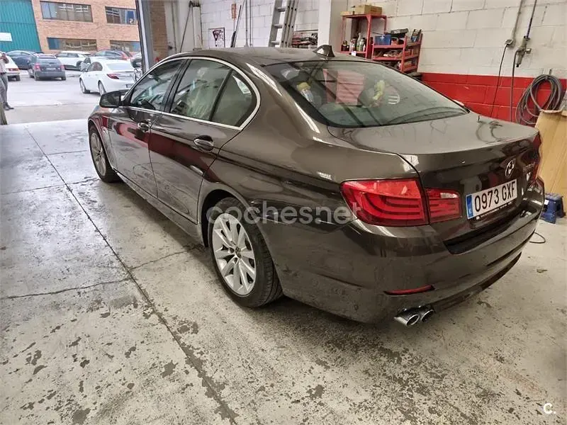 Usado BMW 530 235 CV (172 kW) 2010 Marrón Berlina
