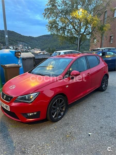 Usado Seat Ibiza SC FR 105 CV (77 kW) 2014 Rojo Utilitario