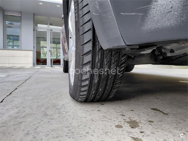 Granate Usado 2010 Dacia Sandero Stepway Berlina | 6500 € (Precio justo) - Imagen 1/4