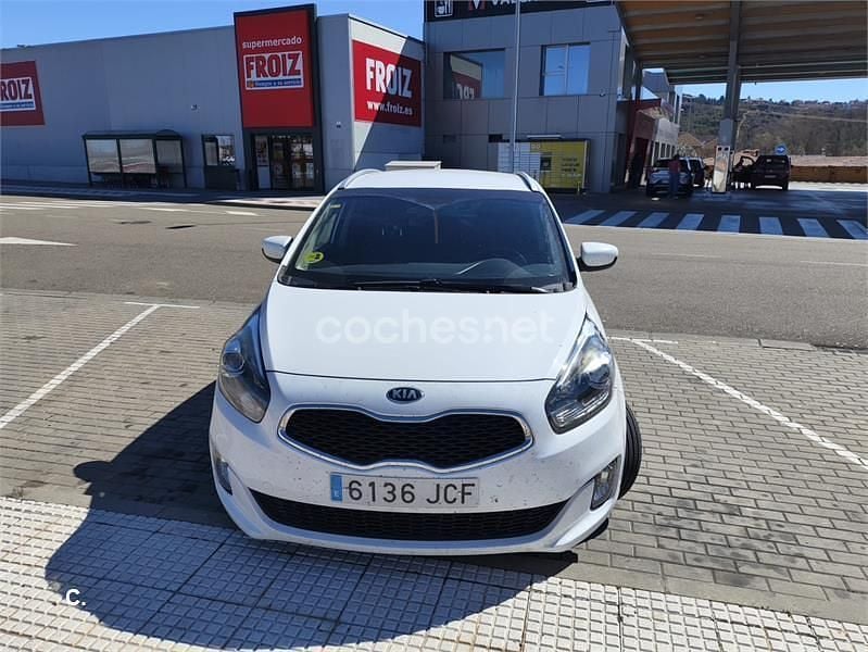 Usado Kia Carens 115 CV (84 kW) 2015 Blanco Monovolumen